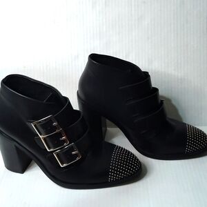 L'Intervalle Black Leather Strap Studded Heeled Boots sz 40